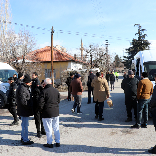 Şarkıcı Metin Işık ile oğlunun yargılandığı davada olay yerinde keşif