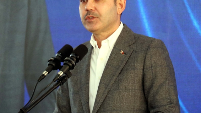 Bakan Kurum: Deprem bölgesinden asla ayrılmayacağız