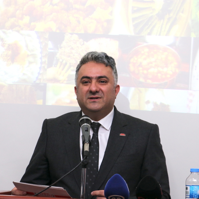 Erzurum'da coğrafi işaret alan 4 ürünün tescil belgeleri törenle teslim edi...