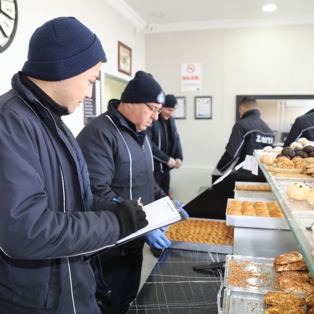 Çubuk'ta zabıtadan ramazan ayı öncesi denetim