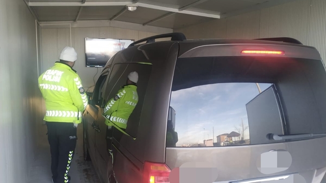 Niğde'de sürücü ve yolculara trafik kuralları anlatıldı