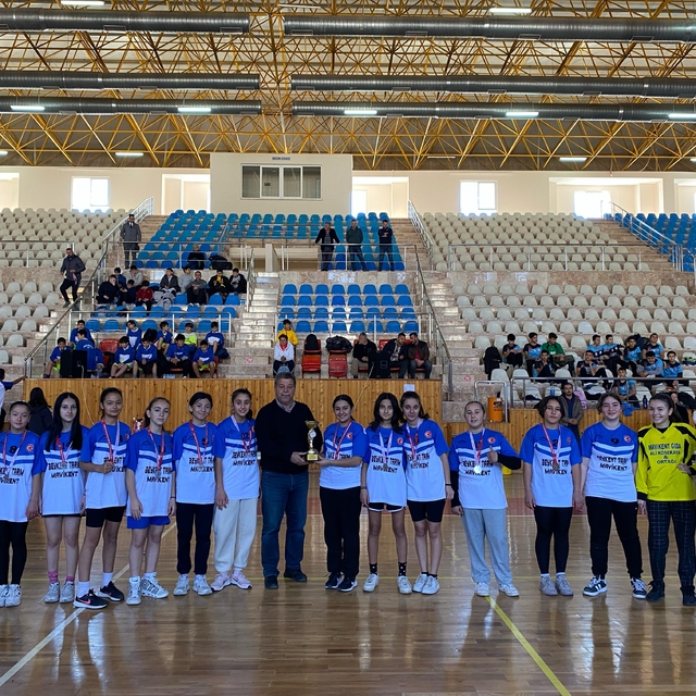 Kumluca'da okul sporları hentbol şampiyonası sona erdi