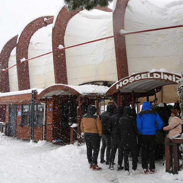 Ordu'da karın tadını çıkarmak isteyenler Boztepe'yi tercih etti