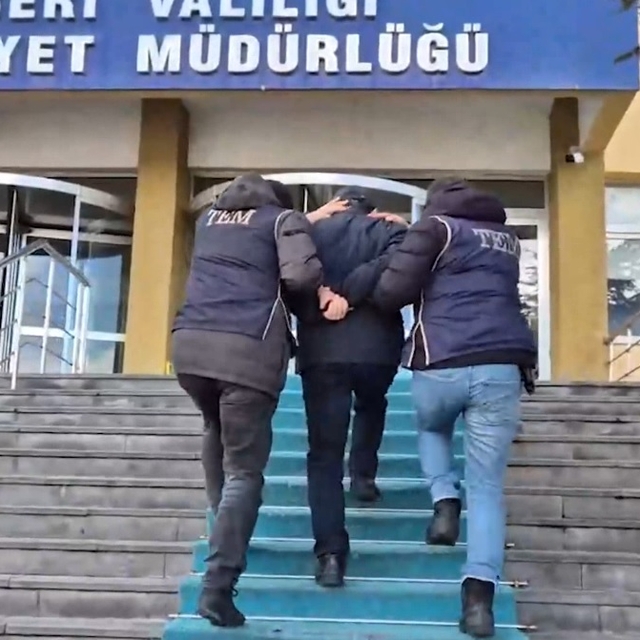 Kayseri'de 'Rafet' kod adlı FETÖ'nün 'Emniyet mahrem sorumlusu' yakalandı