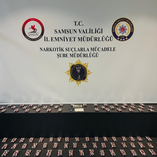 Samsun'da uyuşturucu operasyonunda 3 zanlı yakalandı