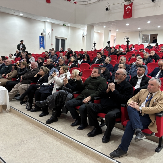 Çankırı'da "Yeni Nesil Gazetecilik Konferansı" düzenlendi