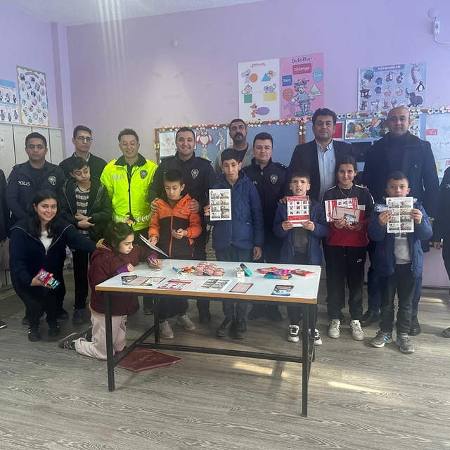 Sumbas'ta özel öğrencilere polislik mesleği tanıtıldı