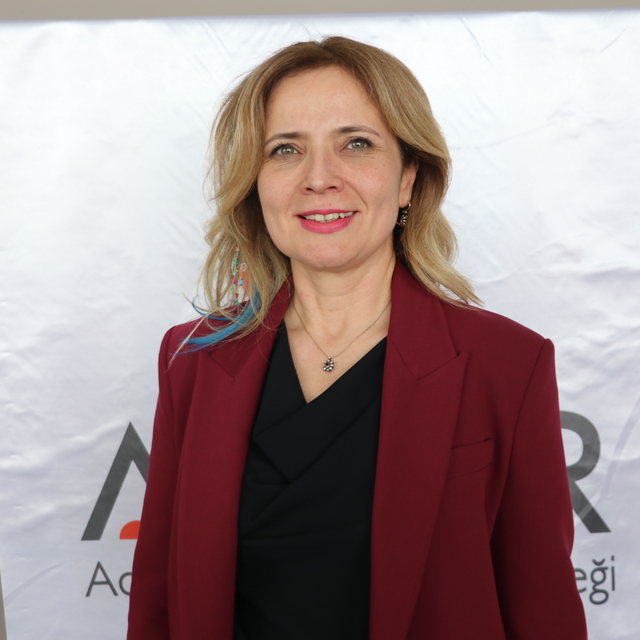 Erzurum'da hekimleri hasta bakımında güçlendirecek kurs başladı