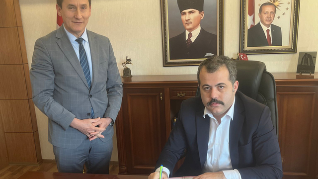 Vezirköprü'de kamu kurumları ile denetimli serbestlik iş birliği protokolü imzaladı