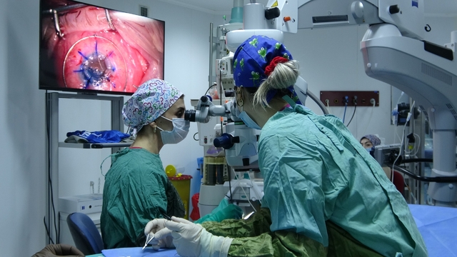 Trabzon'da görme kaybı yaşayan iki hastaya kornea nakli yapıldı