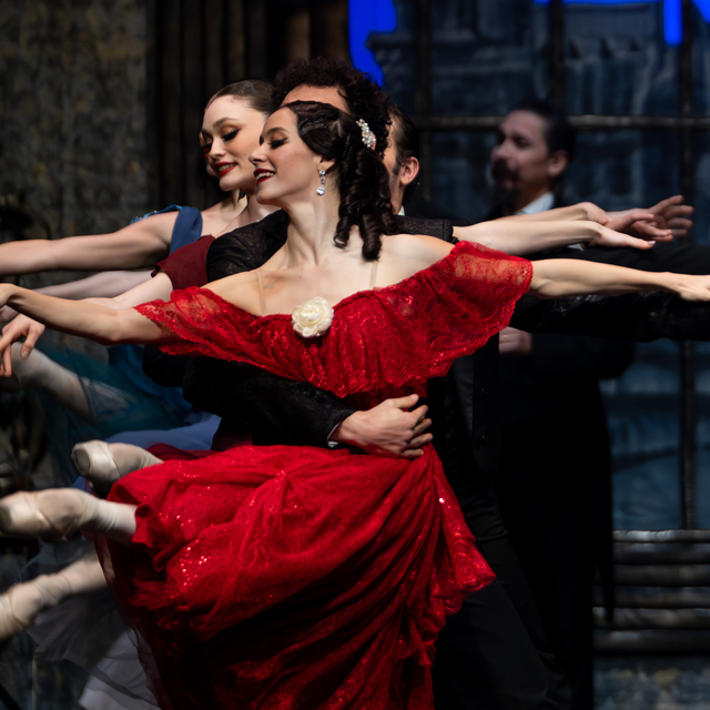 Kamelyalı Kadın balesi 30 yılın ardından Opera Sahnesi'nde sanatseverlerle...