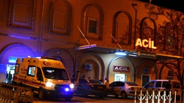 Mardin'de aileler arasında silahlı 'kız isteme' kavgası: 10 yaralı