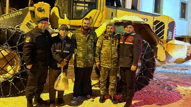 Sakarya'da yaylada mahsur kalan 3 kişi kurtarıldı