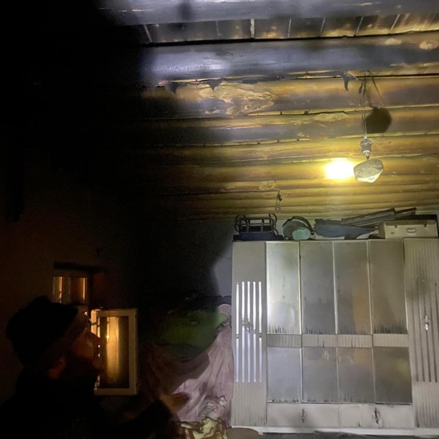 Başkale'de iki evde çıkan yangın söndürüldü