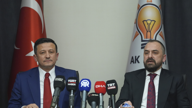 AK Parti Tanıtım ve Medya Başkanlığı'nda devir teslim töreni yapıldı