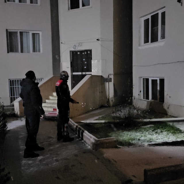 Çorum'da cezaevi firarisi havalandırma boşluğunda yakalandı