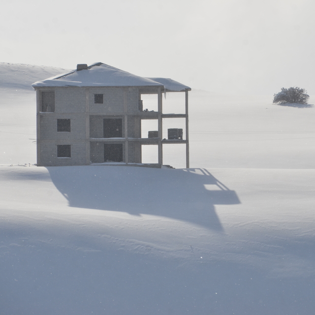 Van, Muş ve Bitlis'te kar nedeniyle 114 yerleşim yerine ulaşım sağlanamıyor