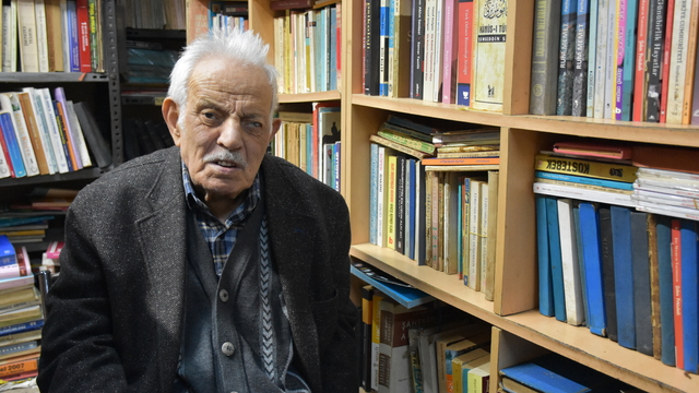 91 yaşındaki sahafın arşivi, meraklılarını bir araya getiriyor