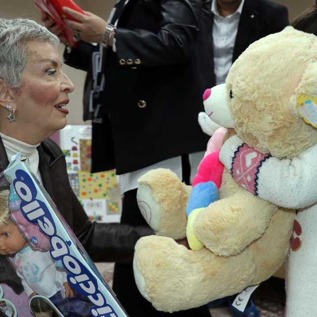 Ağrı'da öğrencilerin oyuncak hayali "Mutluluk Harekatı" ile gerçeğe dönüşüy...