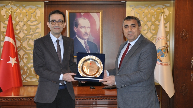 Kaymakam Aslaner, Silifke Vergi Dairesi Müdürü Aydoğan'ı kabul etti