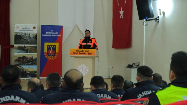 Çankırı'da jandarma motosiklet güvenliği konusunda eğitim verdi