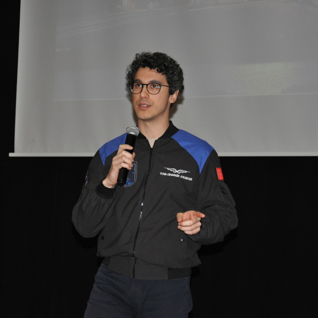 Astronot Tuva Cihangir Atasever, Eskişehir'de öğrencilerle buluştu