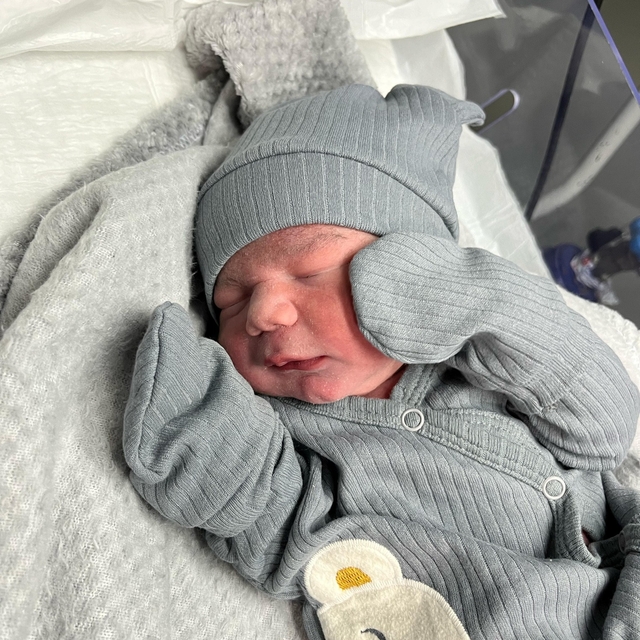 Ahmet bebek ambulansta doğdu