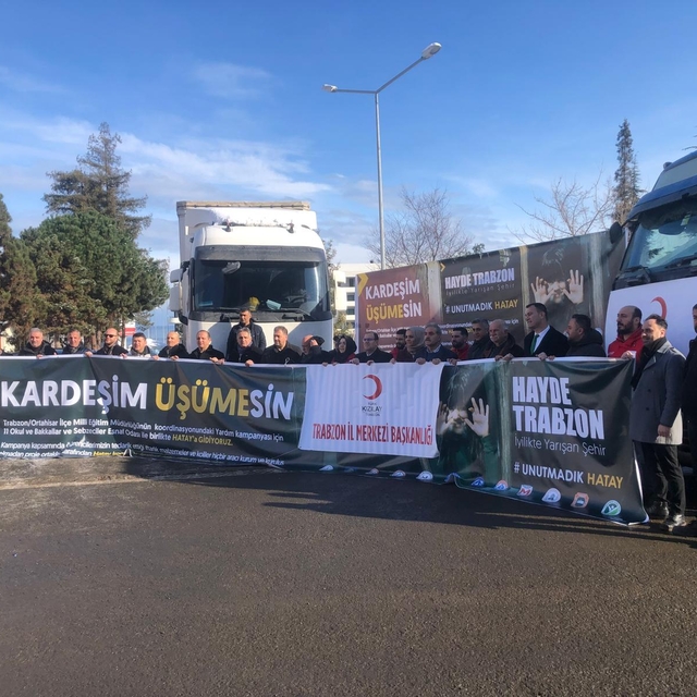 Trabzon'dan Hatay'daki depremzedelere ramazan kolisi gönderildi