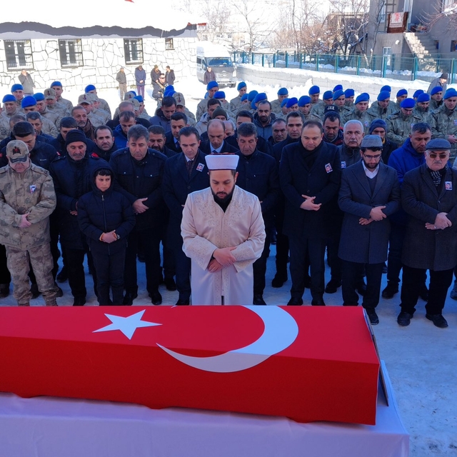Güvenlik korucusu Menteş, son yolculuğuna uğurlandı