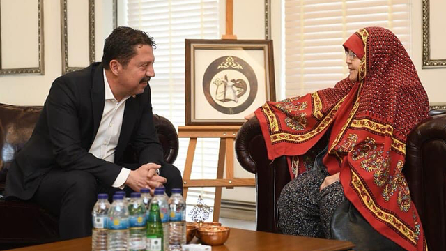 Beypazarı Belediye Başkanı Kasap, ilçe sakinlerinin sorunlarını dinliyor