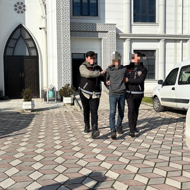 Eski ortağını tüfekle vurup, başında beklemişti; tutuklandı