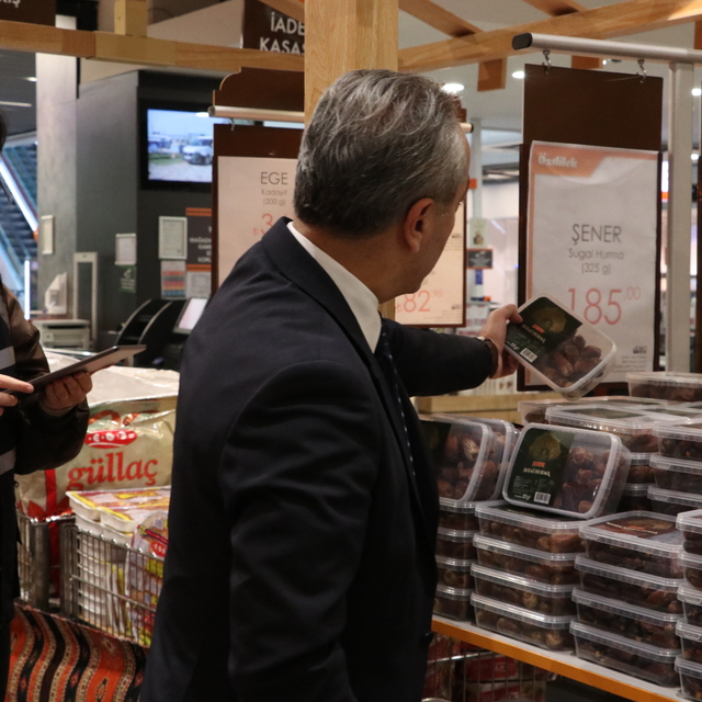 Bursa'da ramazan ayı öncesinde toptancı, market ve kafelerde fiyat denetimi...