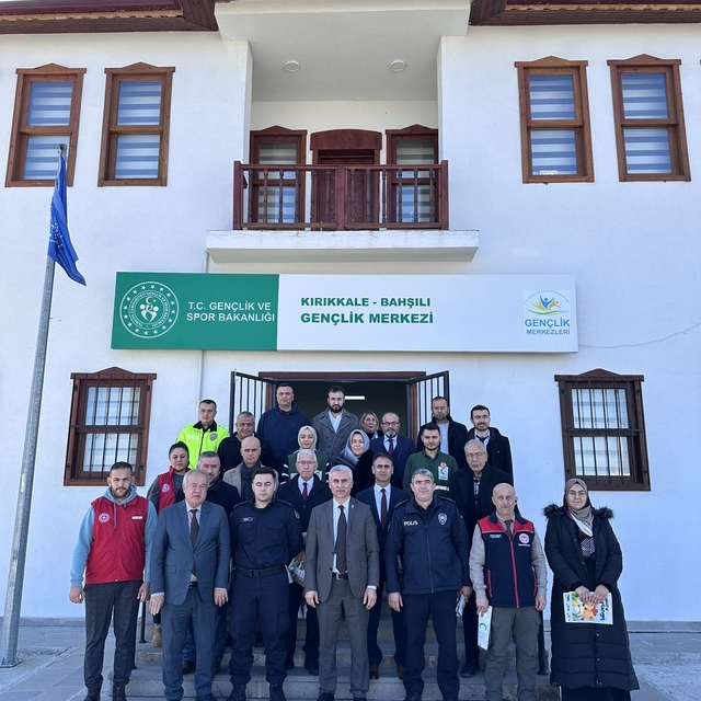 Bahşılı'da bağımlılıkla mücadele konferansı düzenlendi