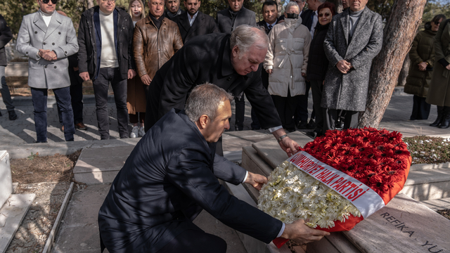 Hasan Ali Yücel, vefatının 64. yıl dönümünde mezarı başında anıldı