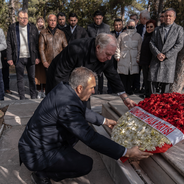 Hasan Ali Yücel, vefatının 64. yıl dönümünde mezarı başında anıldı