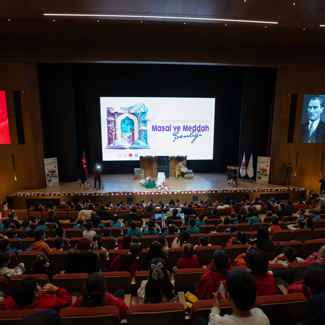 Dünya Masal Anlatma Günü'nde çocuklar için "Masal ve Meddah Şenliği" düzenl...