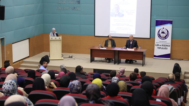 Trakya Üniversitesi'nde "Sezai Karakoç: Bir Ustanın Doğuşu" paneli düzenlendi