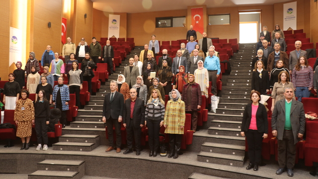 "Sakarya'nın Yaşayan Kültürel Mirası" paneli düzenlendi