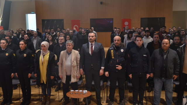 Konya'da "Kurumsal Sosyal Medya Kullanımı" semineri düzenlendi