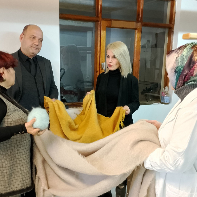 Güdül'de dokuma kursu devam ediyor