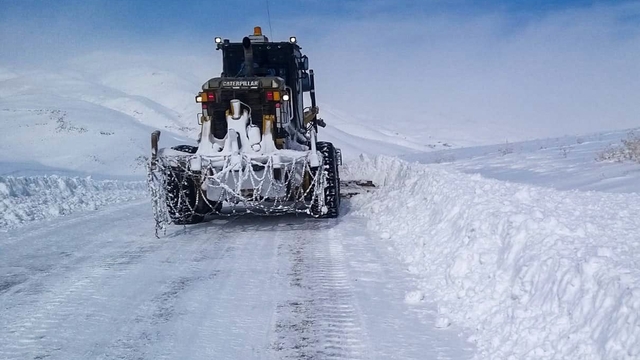 Van, Muş ve Bitlis'te 123 yerleşim yerine ulaşım sağlanamıyor