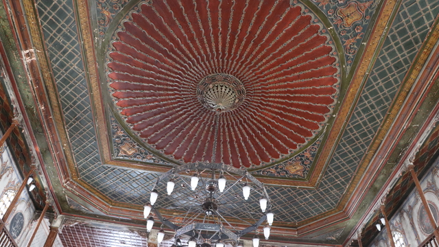 Yozgat'tın barok ve rokoko süslemeli camileri dikkati çekiyor