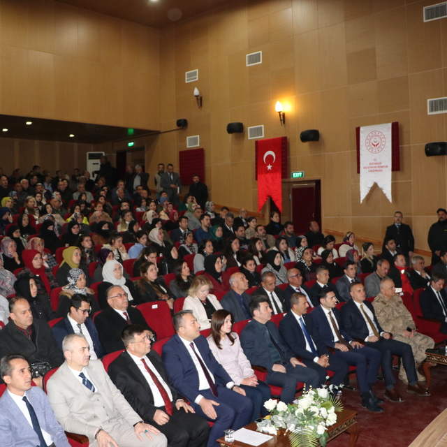 Kilis'te Ailenin Korunması ve Güçlendirilmesi İl Eylem Planı Çalıştayı başl...