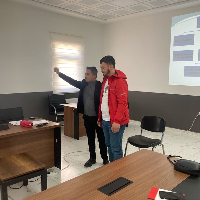 Adıyaman Valiliği personeline ilk yardım eğitimi verildi