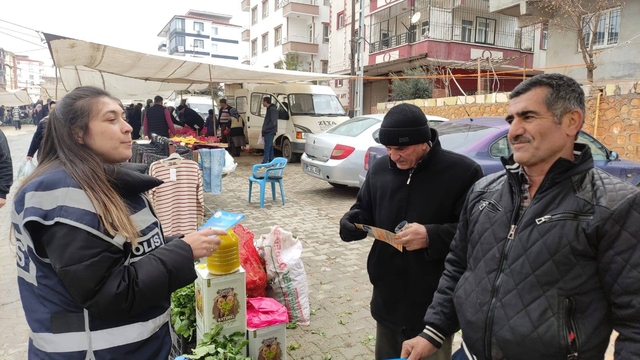 Adıyaman'da polis ekipleri esnafı dolandırıcılara karşı uyardı