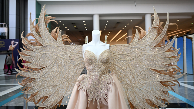 Ankara Uluslararası Hazır Giyim ve Moda Fuarı ziyaretçilerini ağırlamayı sürdürüyor