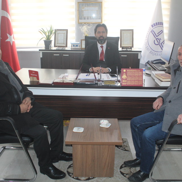 Espiye'de şehit babasından Müftü Gülbe'ye ziyaret