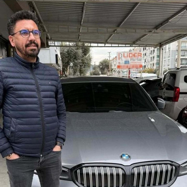 Husumetlisini sokak ortasında öldürdü; olay kamerada