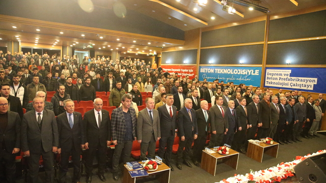Erzurum'da Deprem ve Prefabrikasyon Teknolojisi Çalıştayı düzenlendi