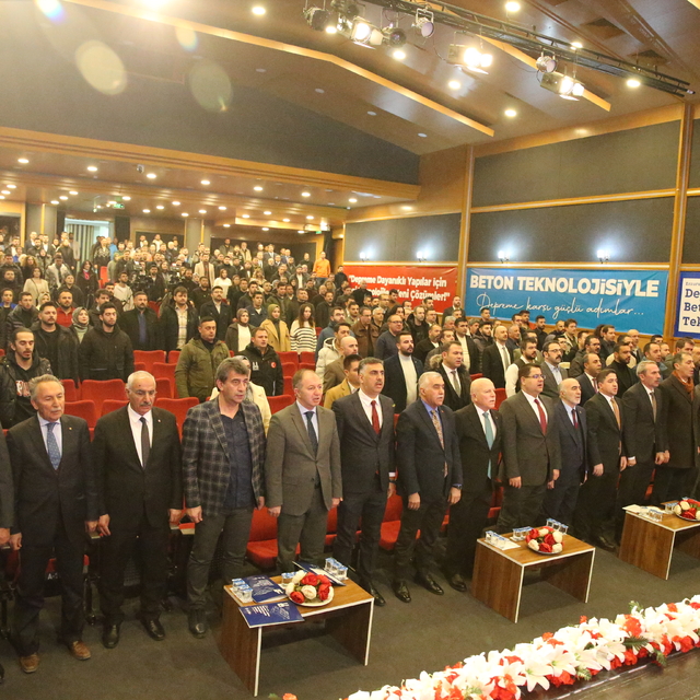 Erzurum'da Deprem ve Prefabrikasyon Teknolojisi Çalıştayı düzenlendi